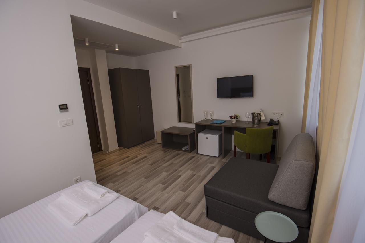 Hotel Village オフリド エクステリア 写真