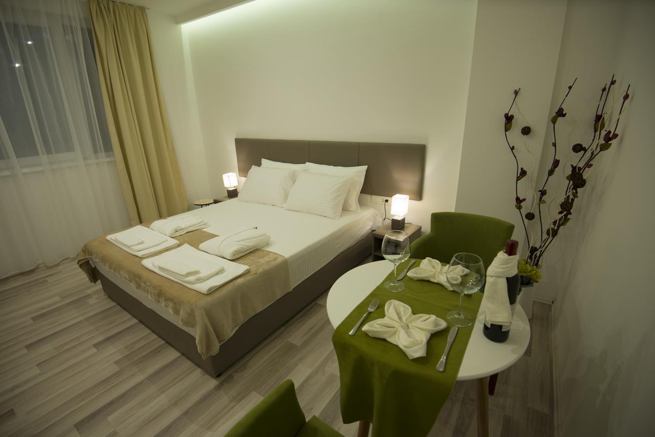 Hotel Village オフリド エクステリア 写真